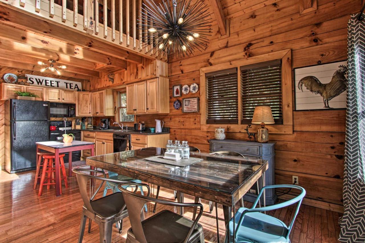 Pigeon Forge Scenic Solitude With Private Hot Tub! Exteriör bild
