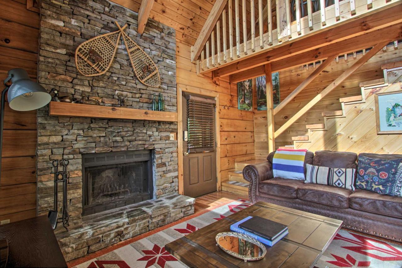 Pigeon Forge Scenic Solitude With Private Hot Tub! Exteriör bild