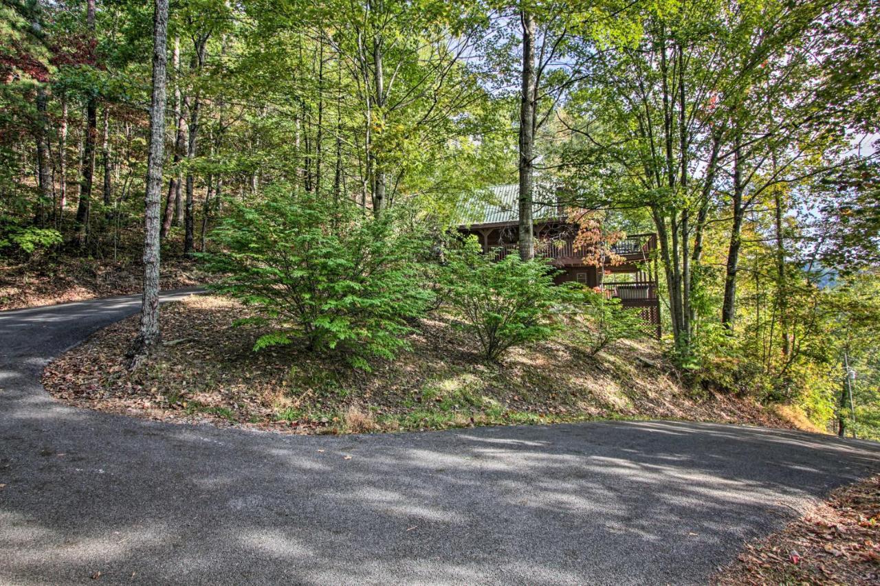 Pigeon Forge Scenic Solitude With Private Hot Tub! Exteriör bild