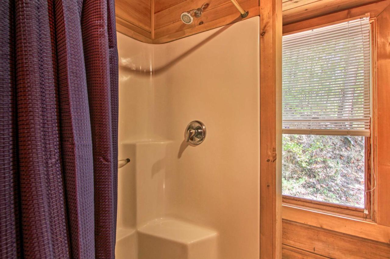 Pigeon Forge Scenic Solitude With Private Hot Tub! Exteriör bild
