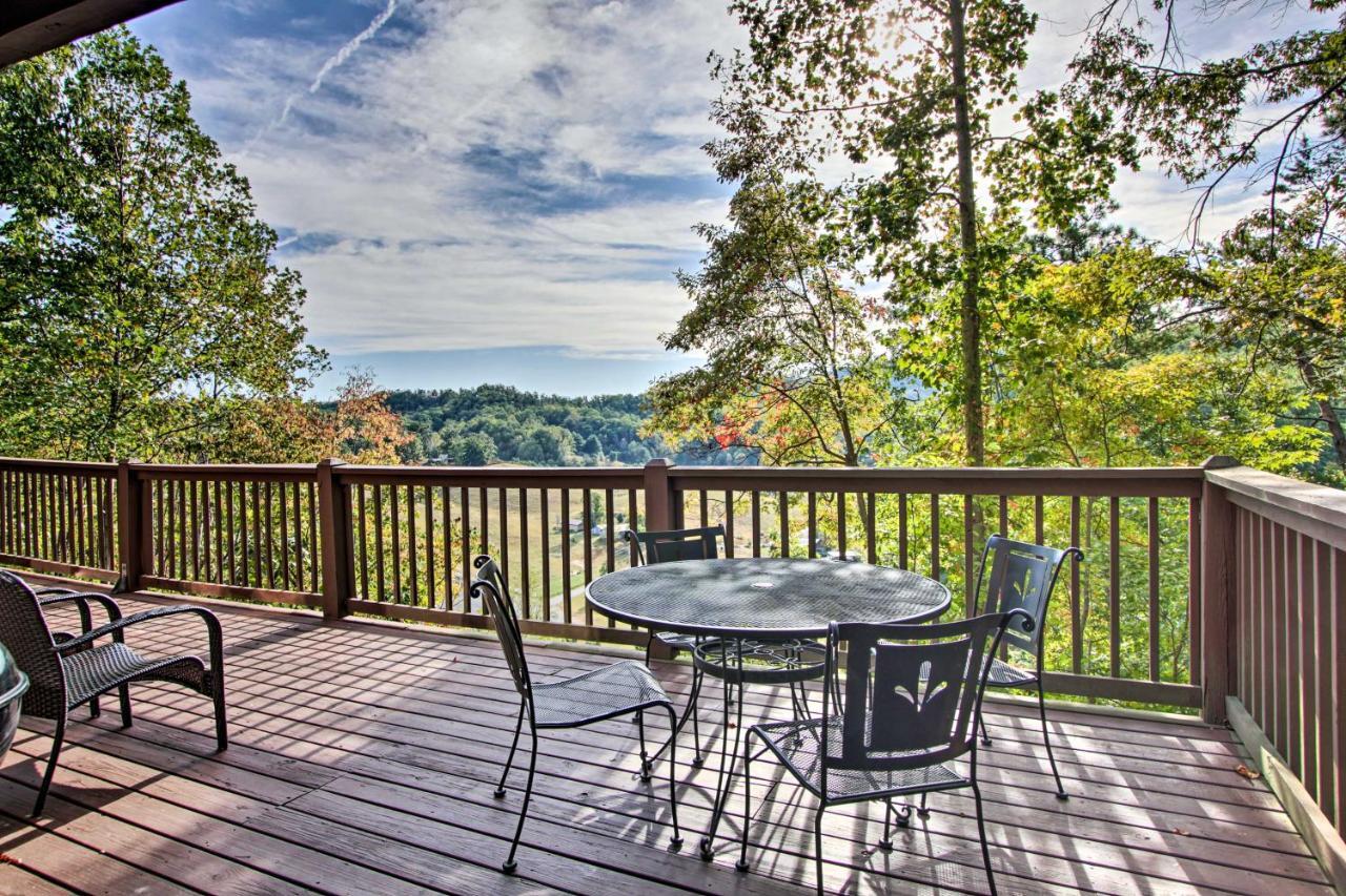 Pigeon Forge Scenic Solitude With Private Hot Tub! Exteriör bild