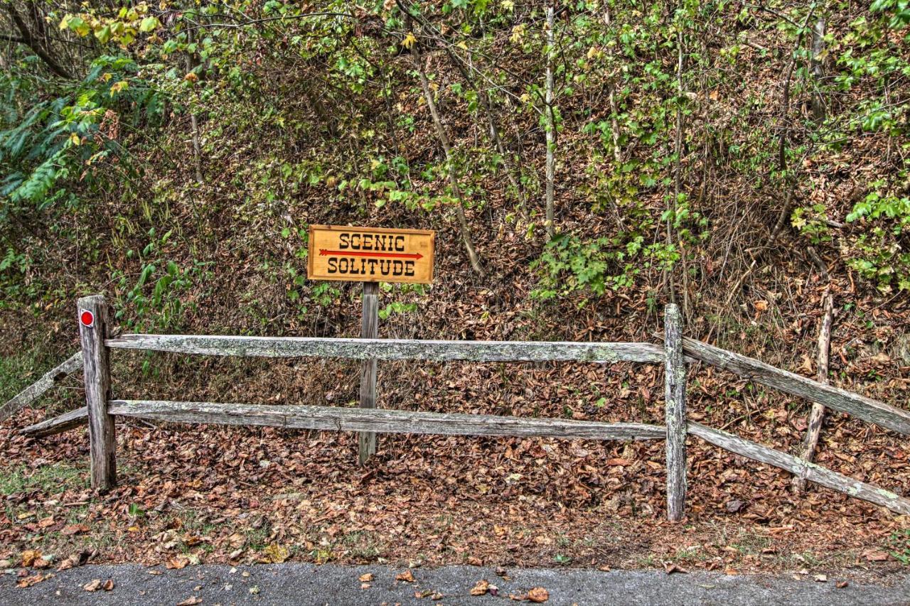 Pigeon Forge Scenic Solitude With Private Hot Tub! Exteriör bild